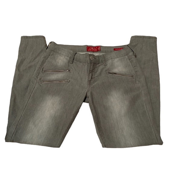 NWOT Lucky Brand Charlie Super Skinny. Size 4/27. Light gray. - Picture 2 of 12